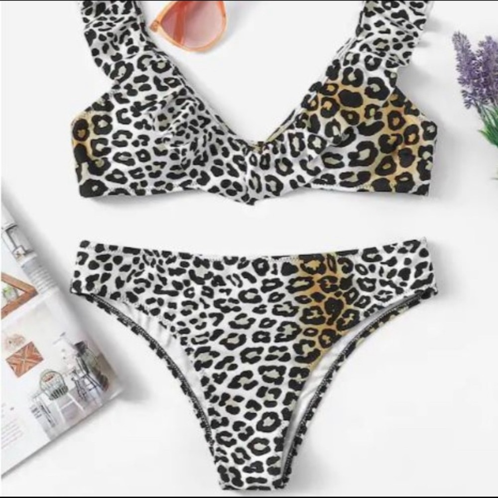 Leopard Print Ruffle Bikini - Picture 5 of 5